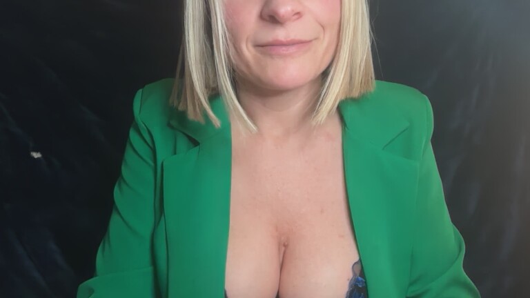 RebeccaXoXo's Streamate show and profile