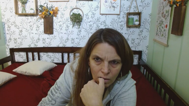 GeminiLoveXO's Streamate show and profile