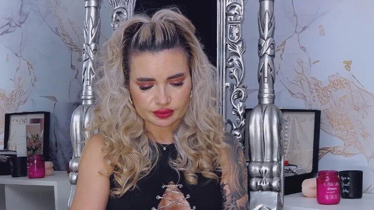 AmiraBelle's Streamate show and profile