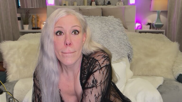 Perfektra's Streamate show and profile